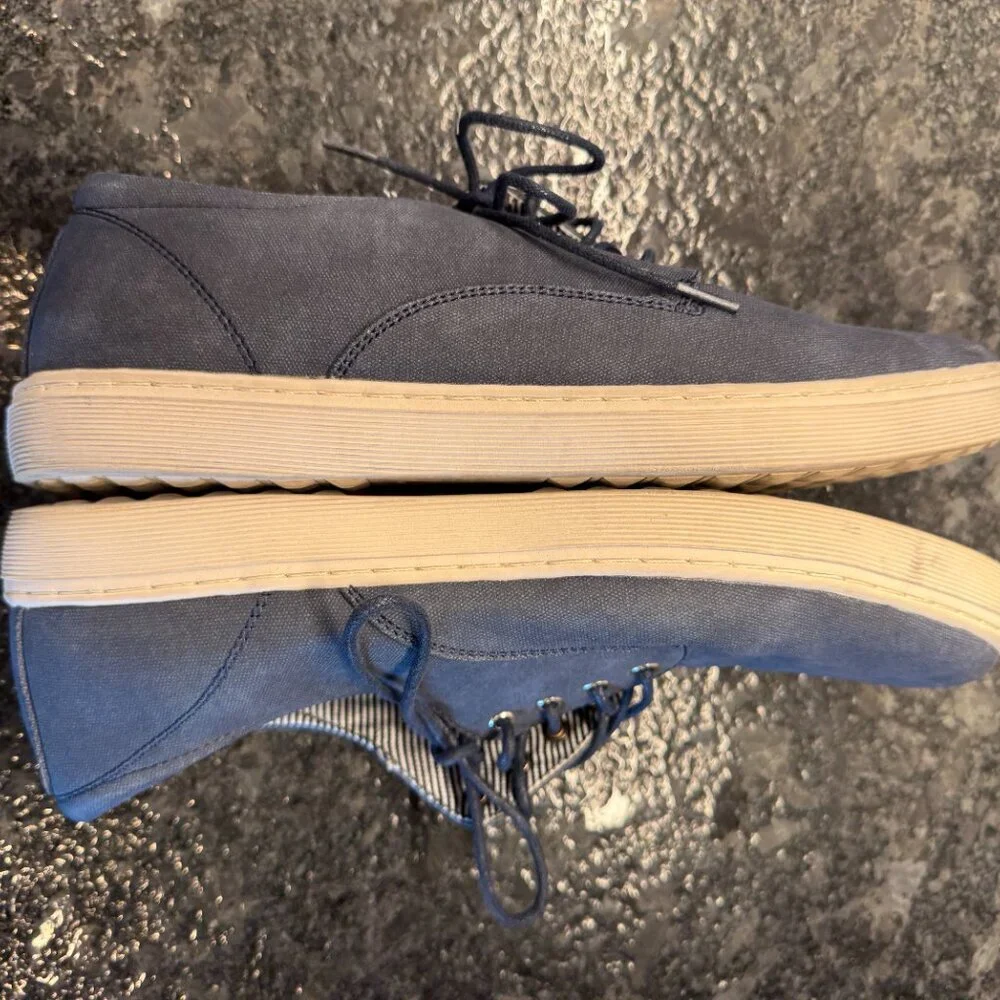 Flag and Anthem navy canvas men's sneakers size 9.5